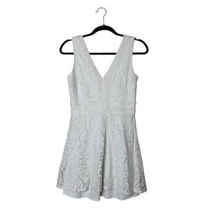 Francescas Lace Fit & Flare Dress Sz Small White w/ Gold thread Lined sleeveless